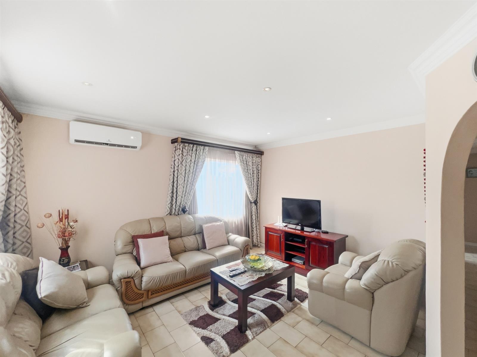 3 Bedroom, 2 Bath House For Sale in Reservoir Hills