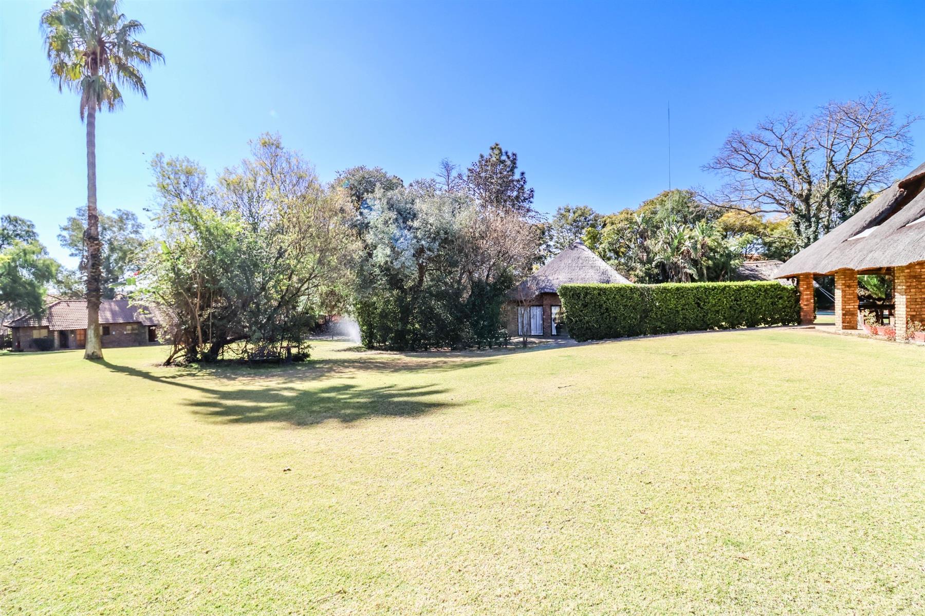 Resort for sale in Vorna Valley, Midrand, 9185 m²