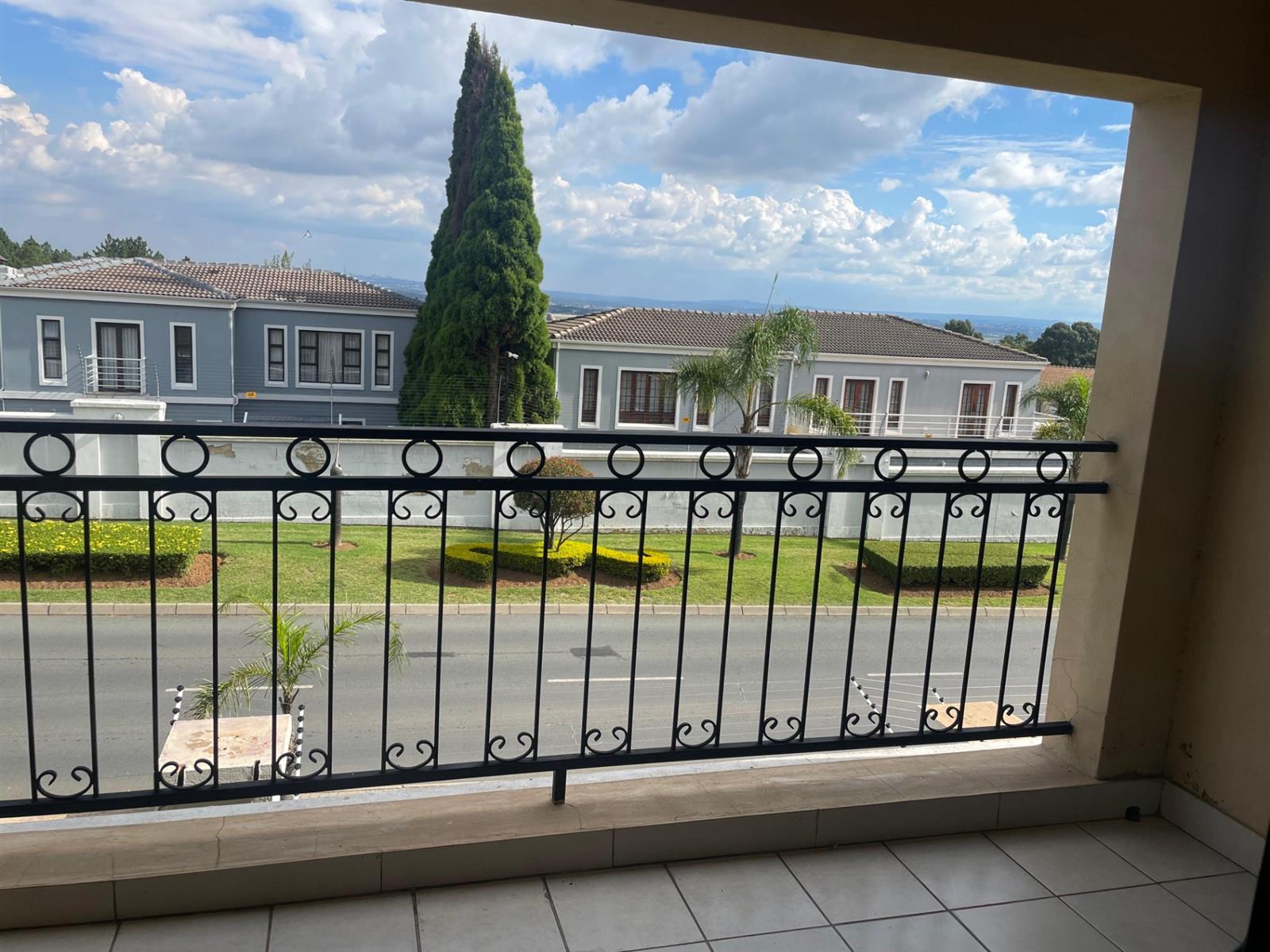 Apartment for sale in Carlswald, Midrand, A B (1st floor), Hill of Good hpe II, 15 springfield road, Carlswald, Midrand, Gauteng, 76 m²