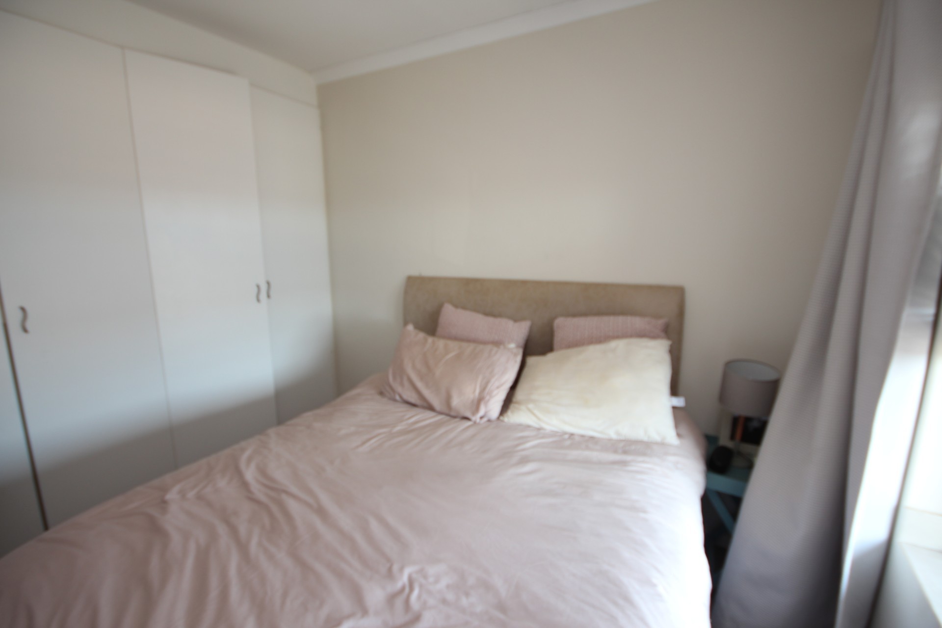 Modern 2 Bedroom Apartment in Popular Buhrein Estate