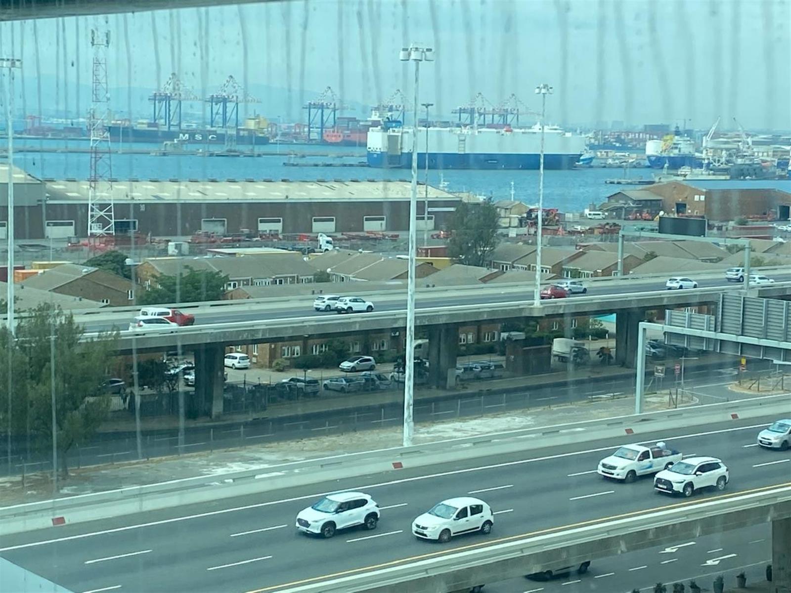 Office With Harbour Views To Rent in Foreshore, Cape Town