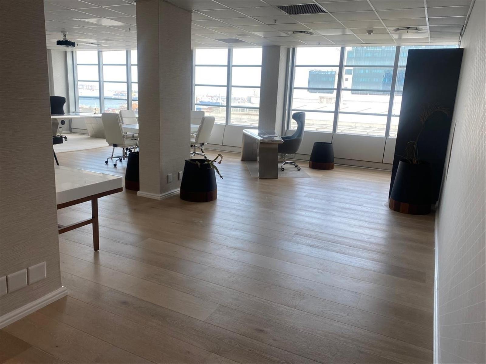 Office With Harbour Views To Rent in Foreshore, Cape Town