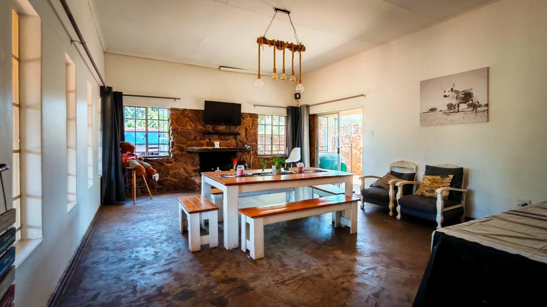 Farm For Sale in Hartbeespoort Rural, Hartbeespoort, North West