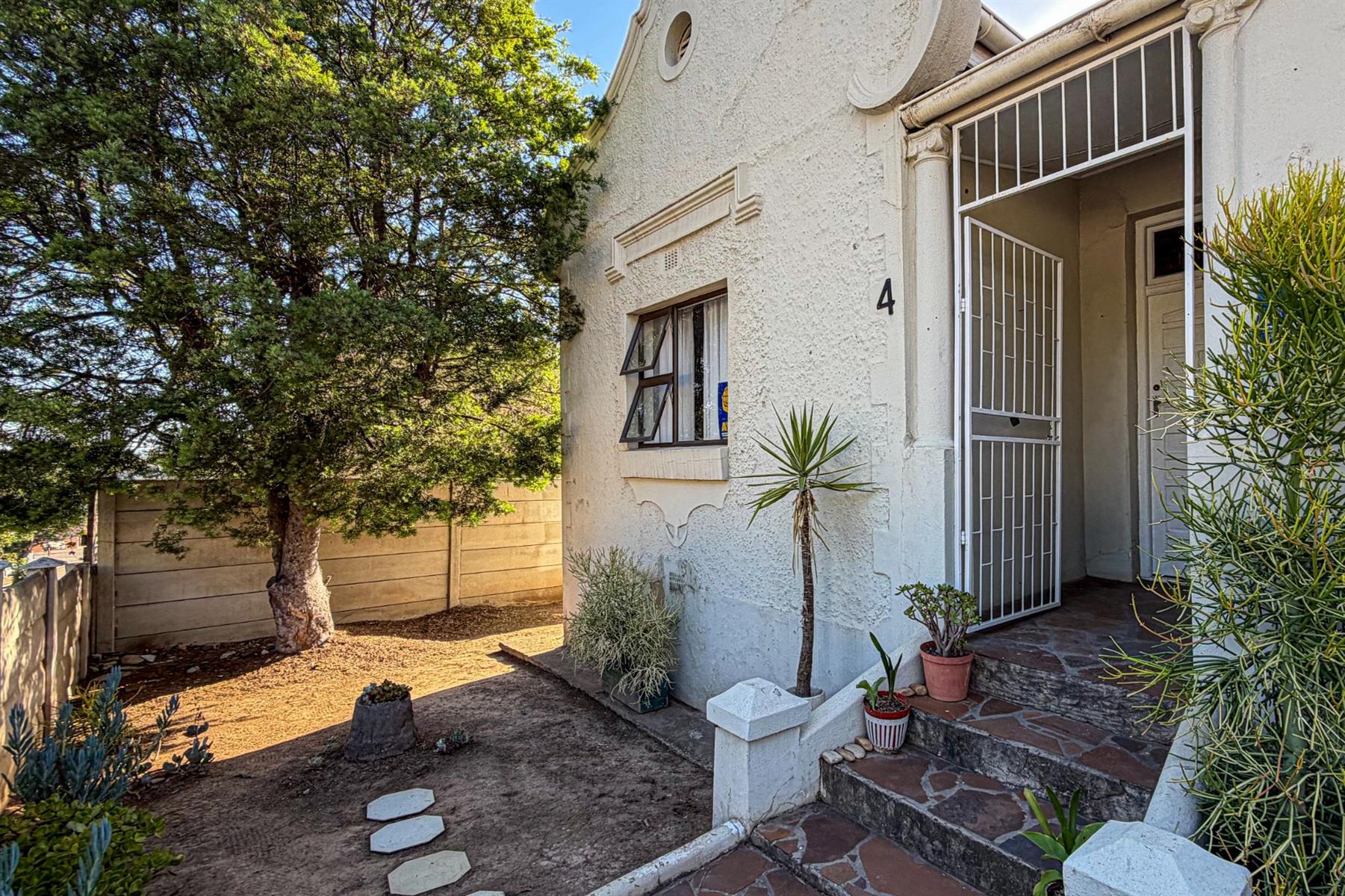 Three Bedroom Home with One Bedroom Flatlet | Listed by Danté Koen, eXp Realty