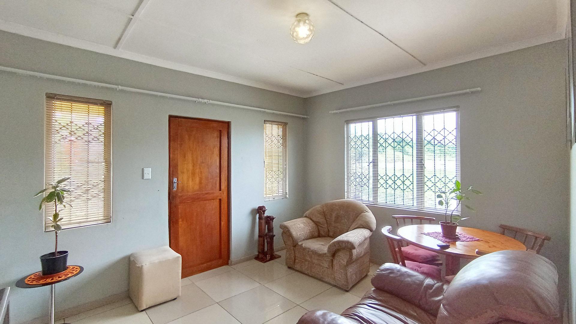 4-bedroom house for sale