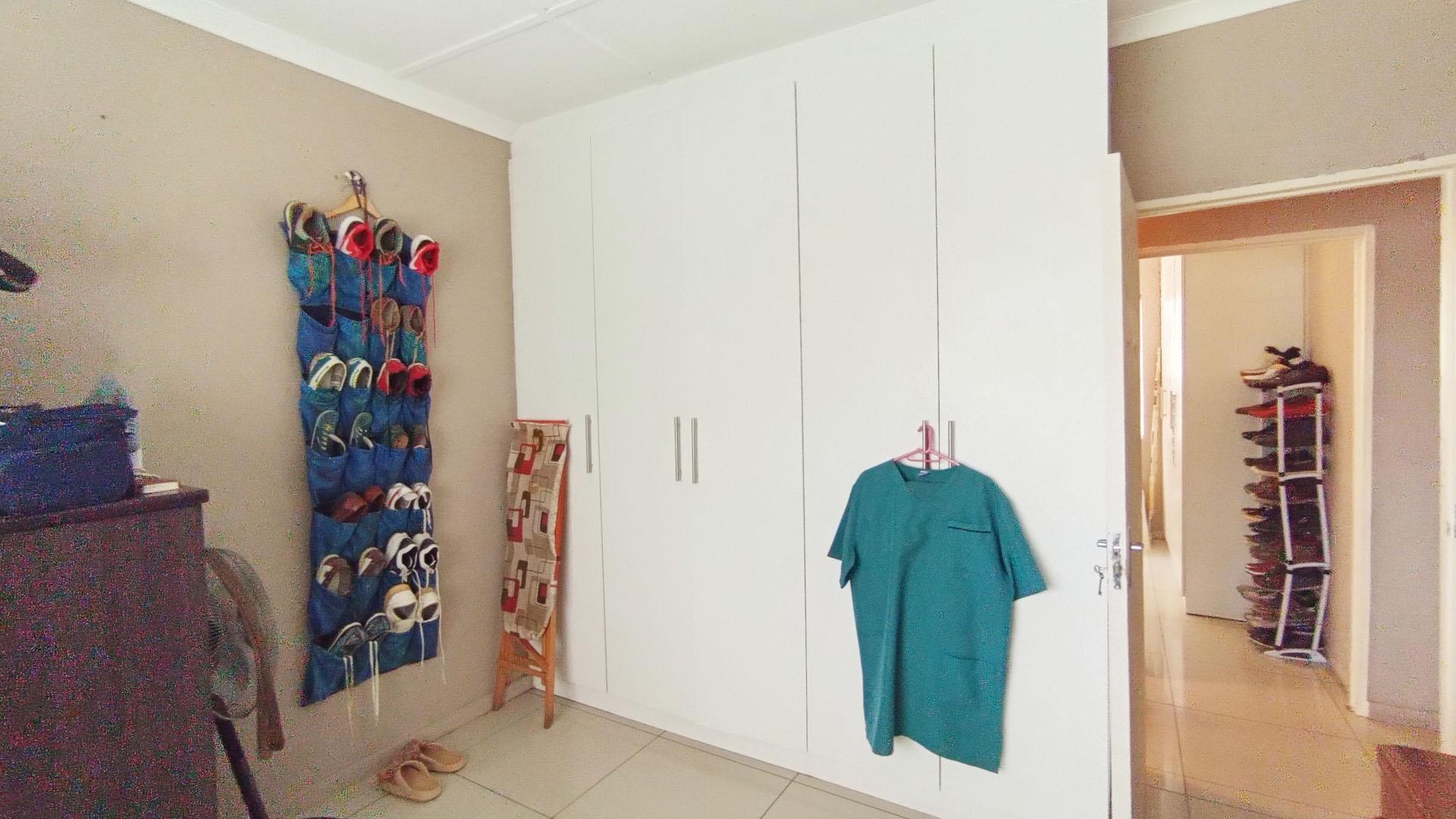 4-bedroom house for sale