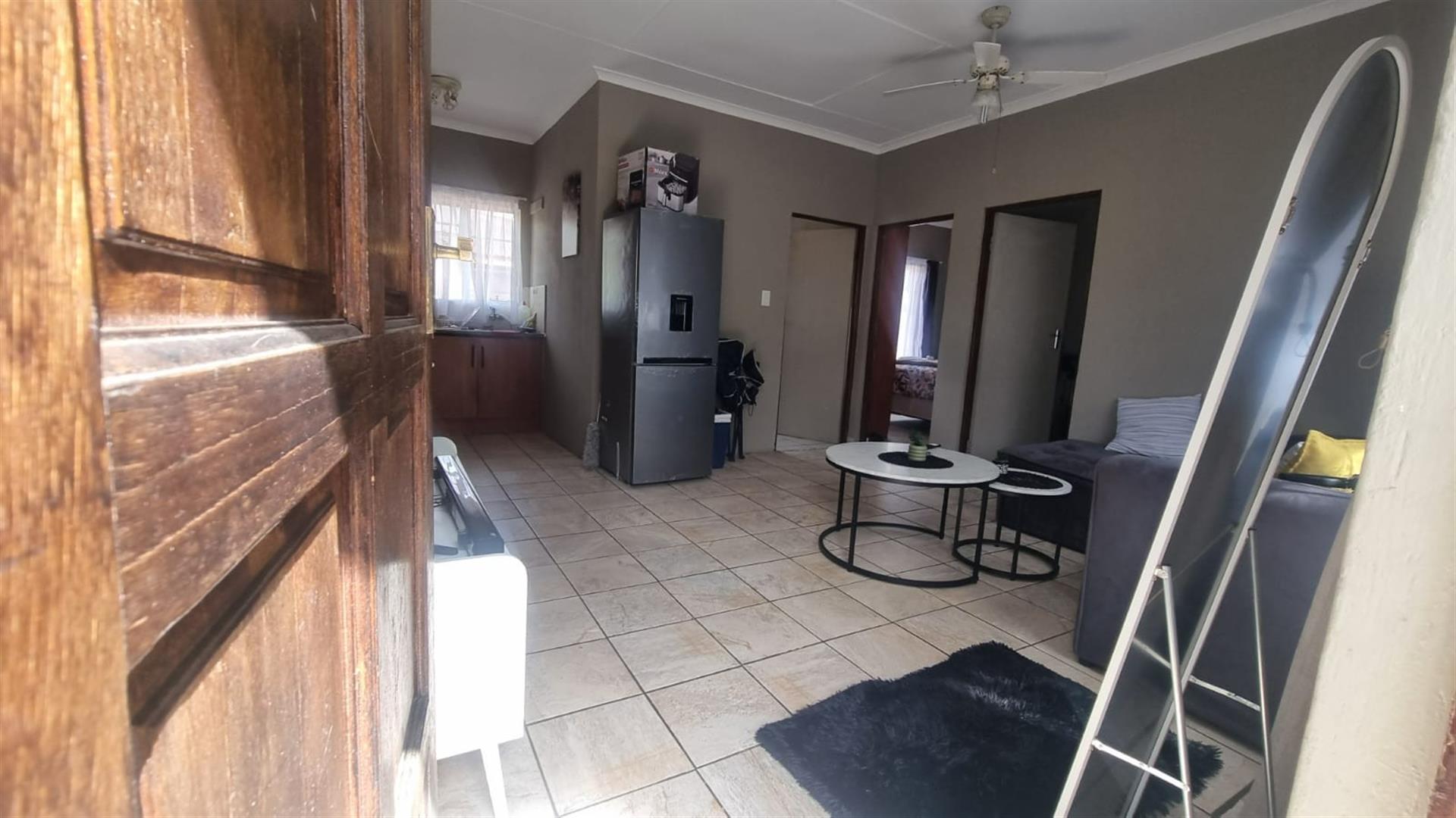 Apartment For Sale in Sonheuwel Ext 1, Sonheuwel, Nelspruit