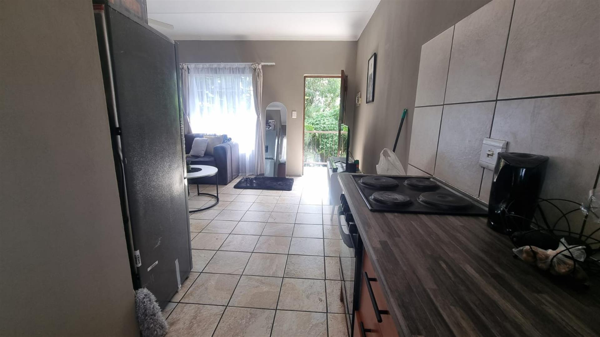 Apartment For Sale in Sonheuwel Ext 1, Sonheuwel, Nelspruit
