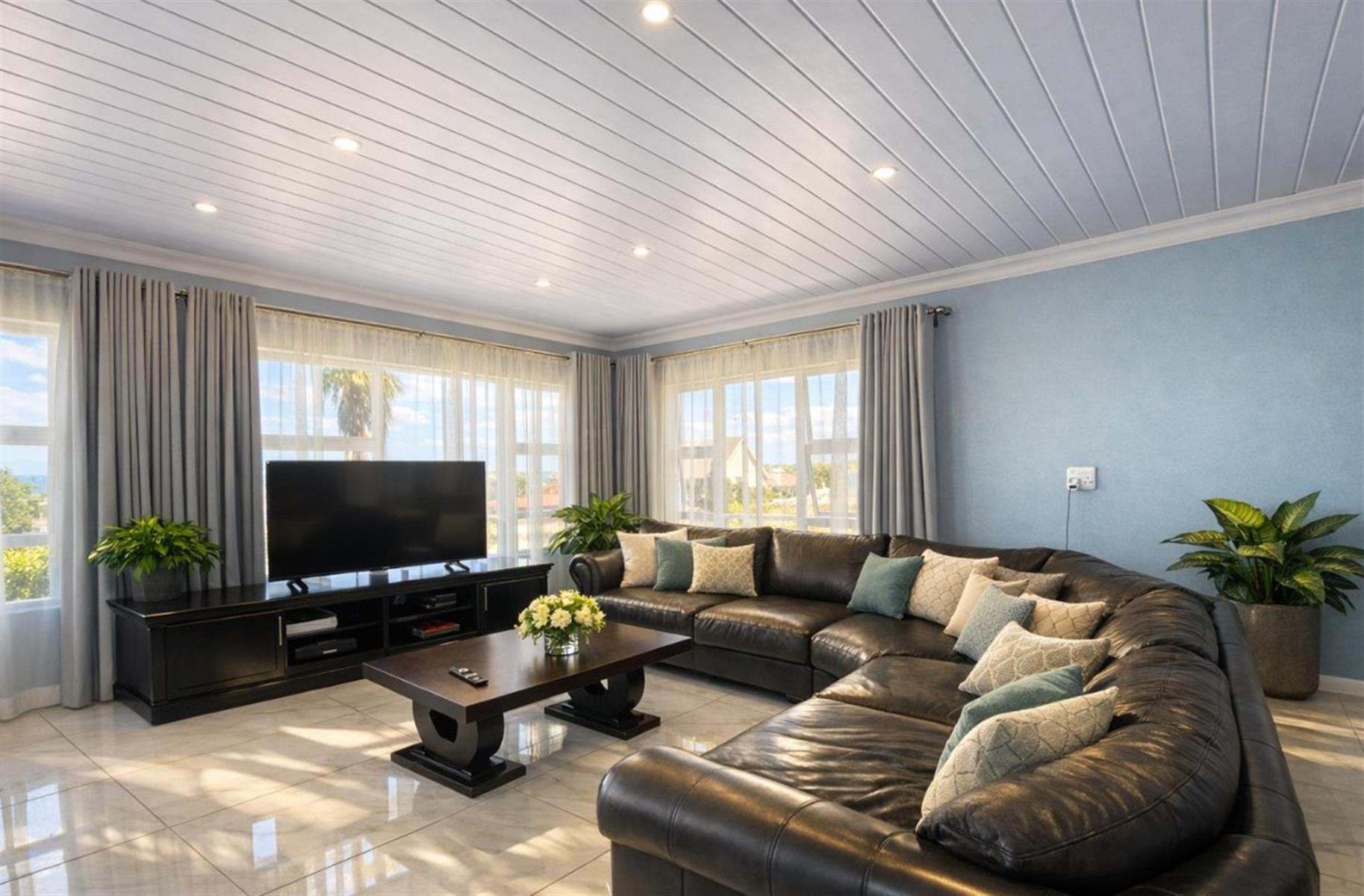 Two Properties One Stand Coastal Family Living!
