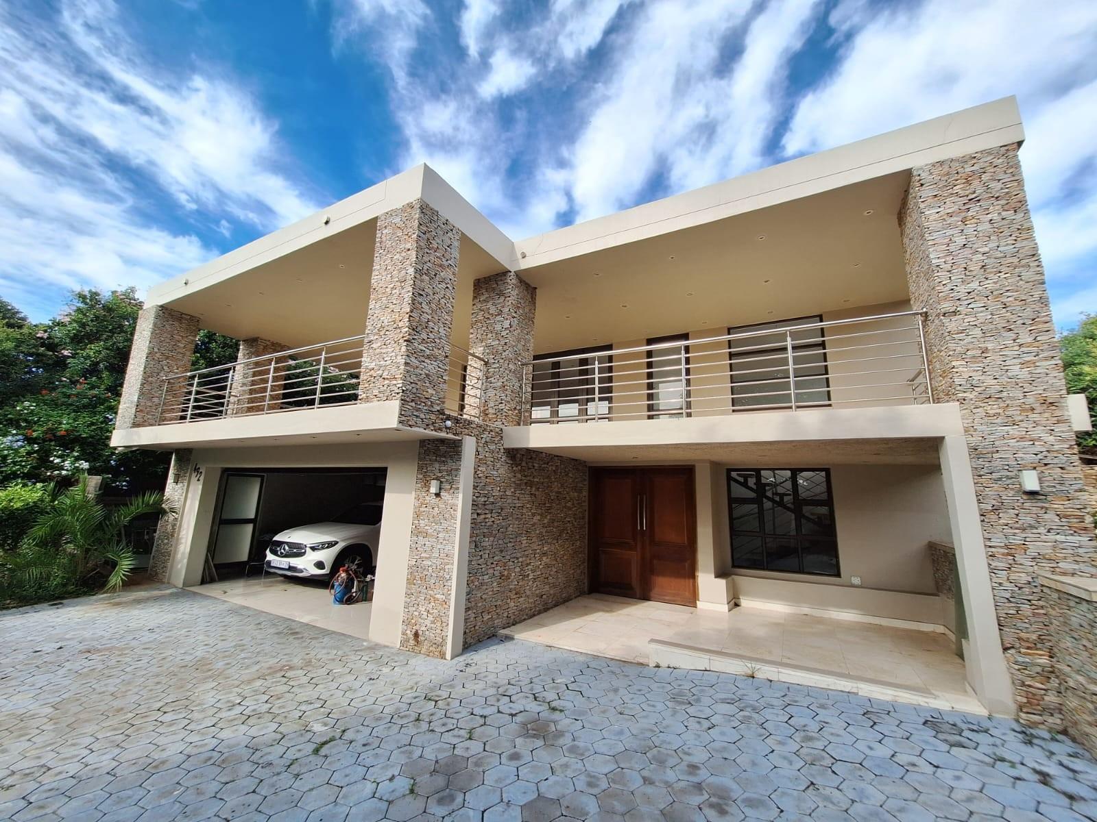 Exceptional Family Living in Brettenwood Coastal Estate