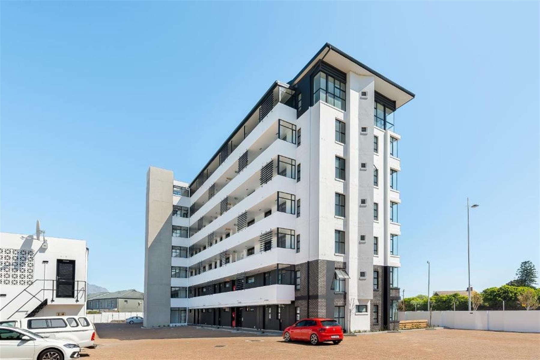 Apartment for sale in Milnerton Central, Milnerton, Burmeister on Park (4th floor), Burmeister on Park, 9 Burmeister Circle, Milnerton Central, Milnerton, Western Cape, 55 m²