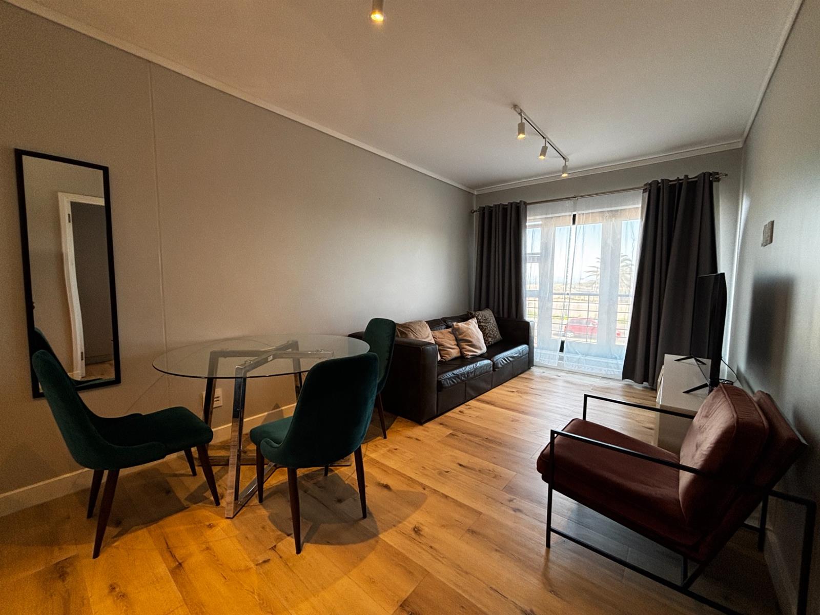 Apartment for sale in Milnerton Central, Milnerton, Burmeister on Park (4th floor), Burmeister on Park, 9 Burmeister Circle, Milnerton Central, Milnerton, Western Cape, 55 m²