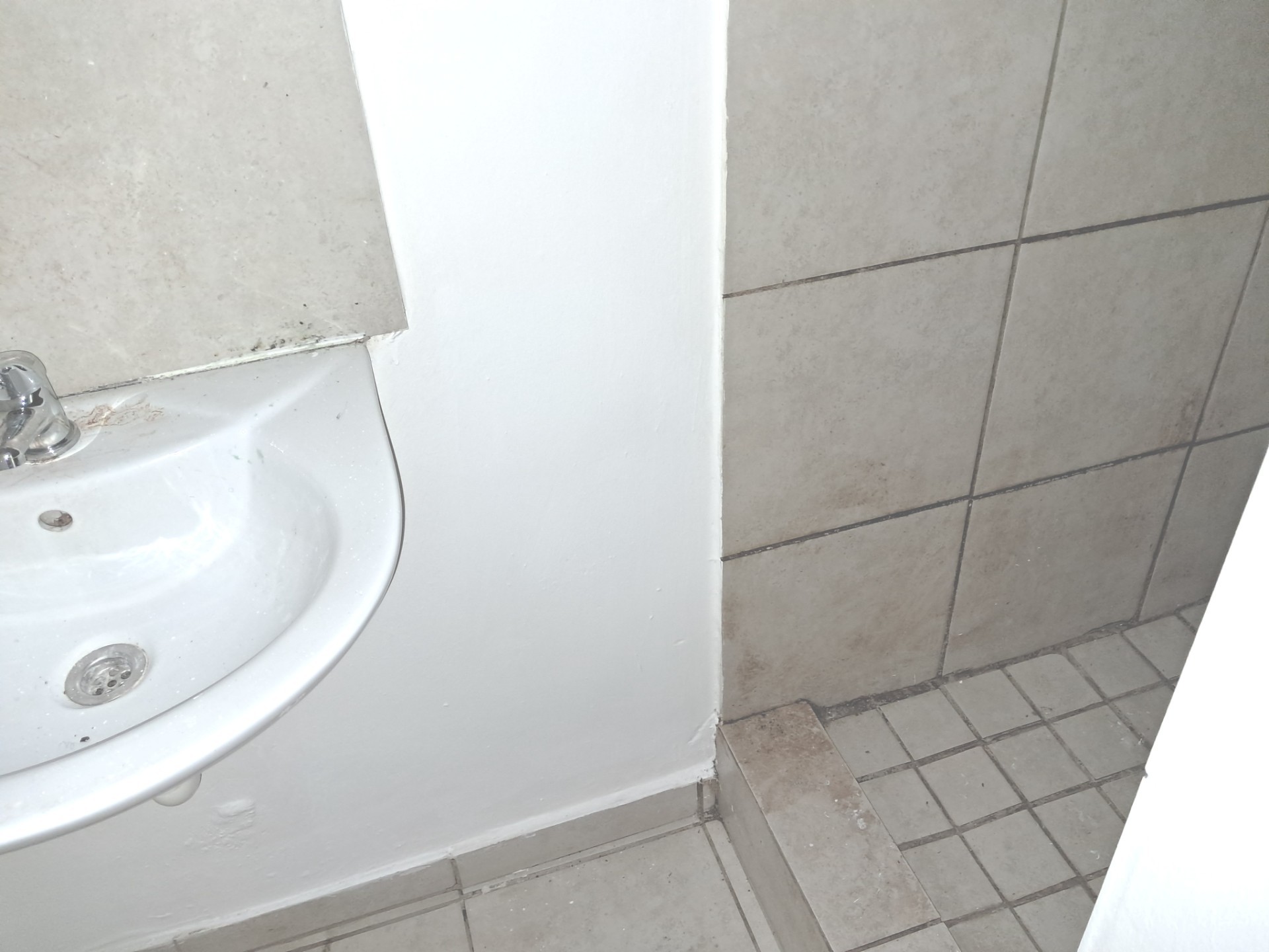 Apartment for rent in Thornton, Cape Town, 35 m²