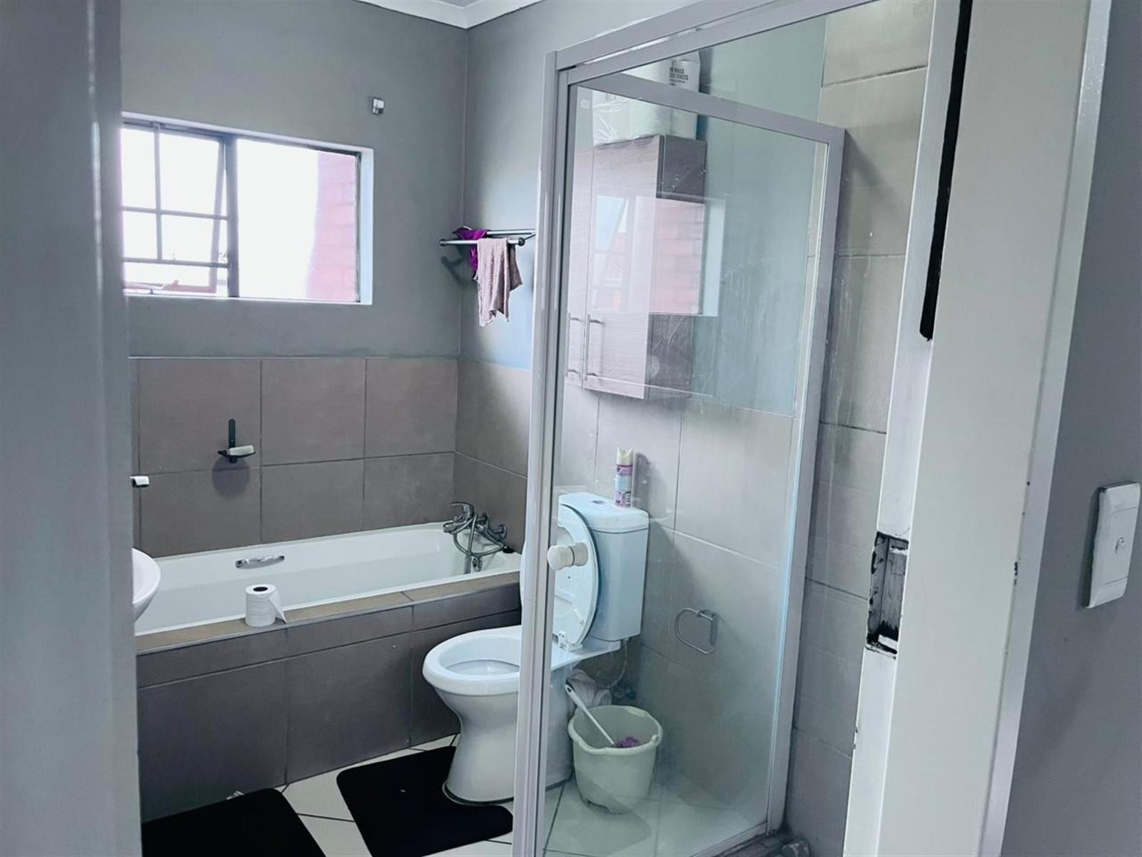 12 (2nd floor), Encore, 1 Morzart, Sagewood, Midrand, Gauteng