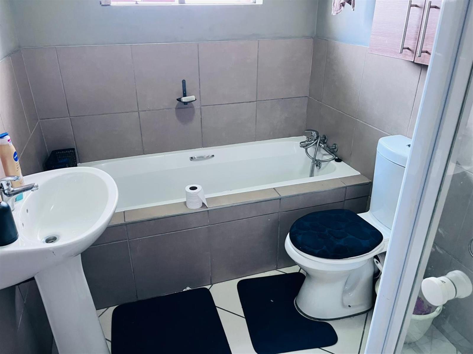 12 (2nd floor), Encore, 1 Morzart, Sagewood, Midrand, Gauteng