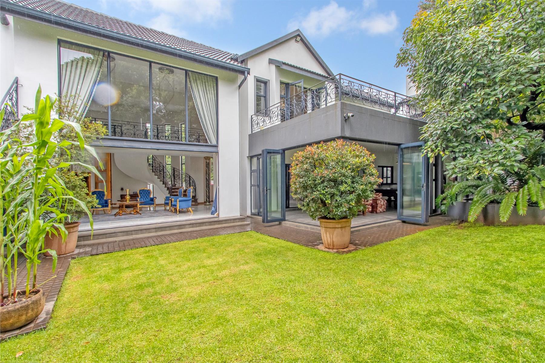 Iconic multi residence luxury home in prestigious Illovo