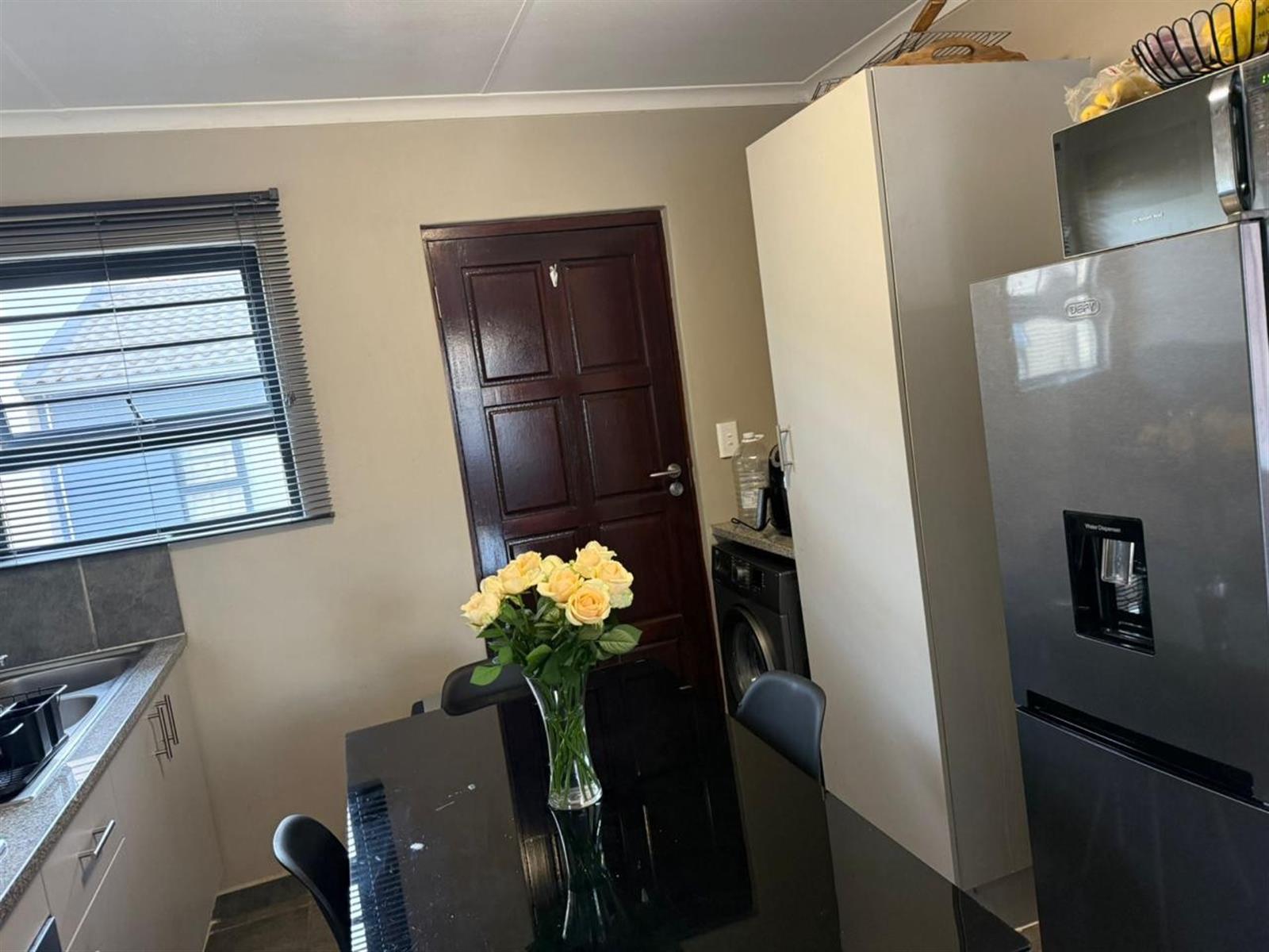 Charming 3-Bedroom Duplex for Sale in Summerset Village