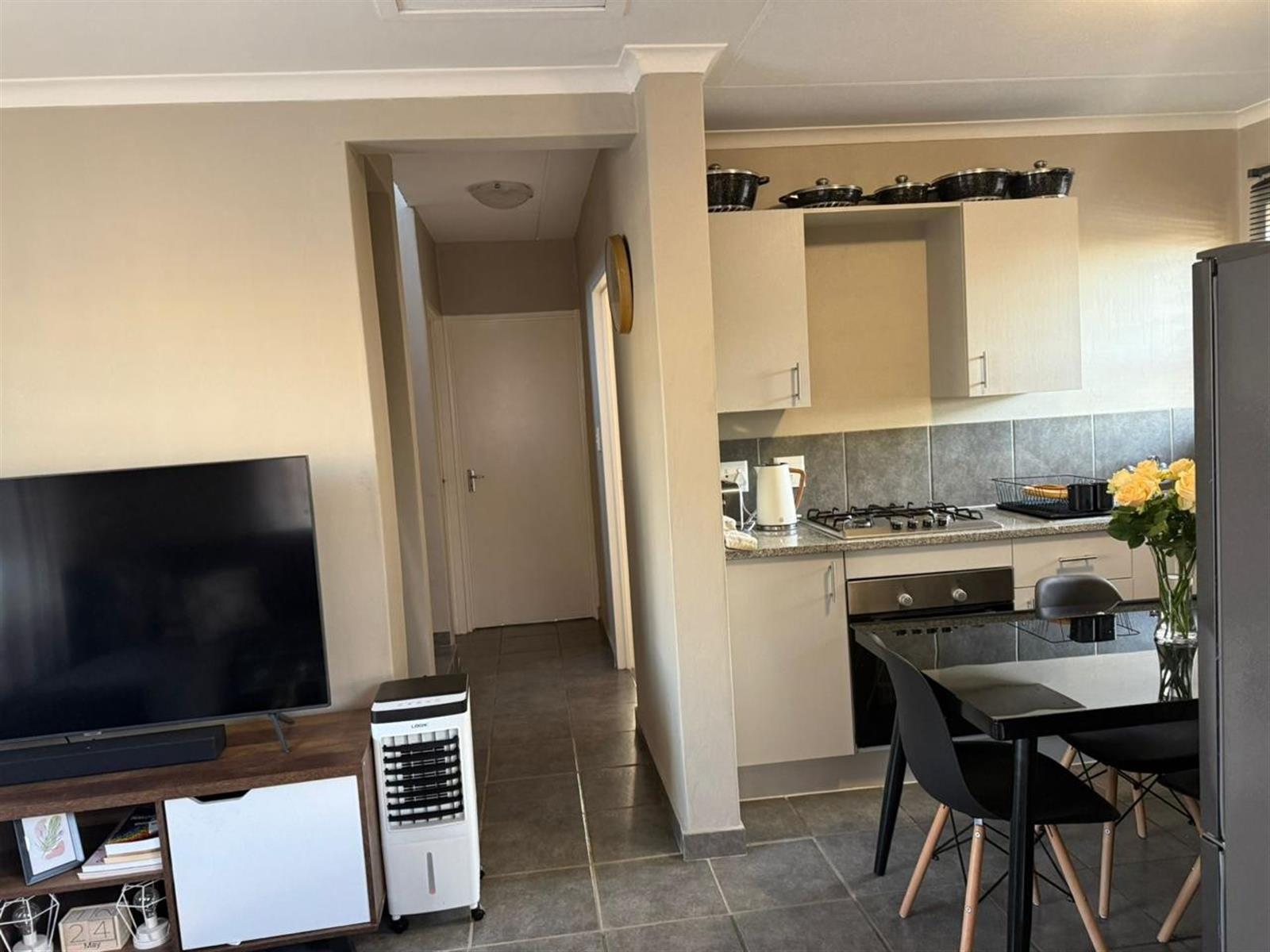 Charming 3-Bedroom Duplex for Sale in Summerset Village