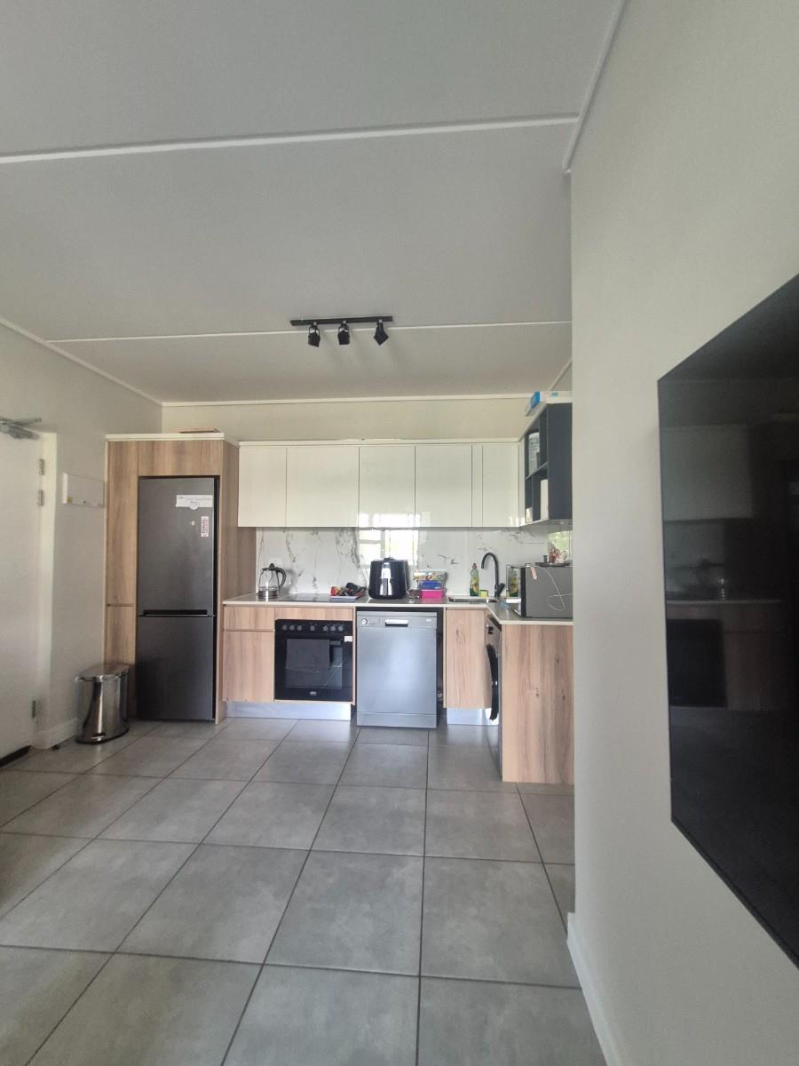 Stylish 1-Bedroom Apartment in Munyaka, - Ideal Investment opportunity - No transfer duty