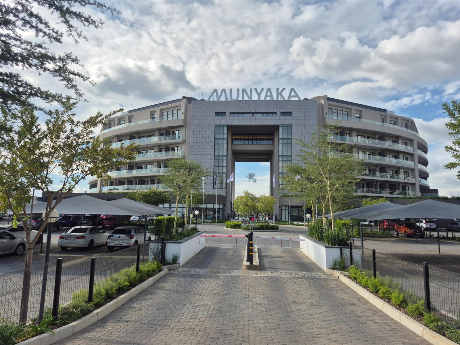 Stylish 1-Bedroom Apartment in Munyaka, - Ideal Investment opportunity - No transfer duty
