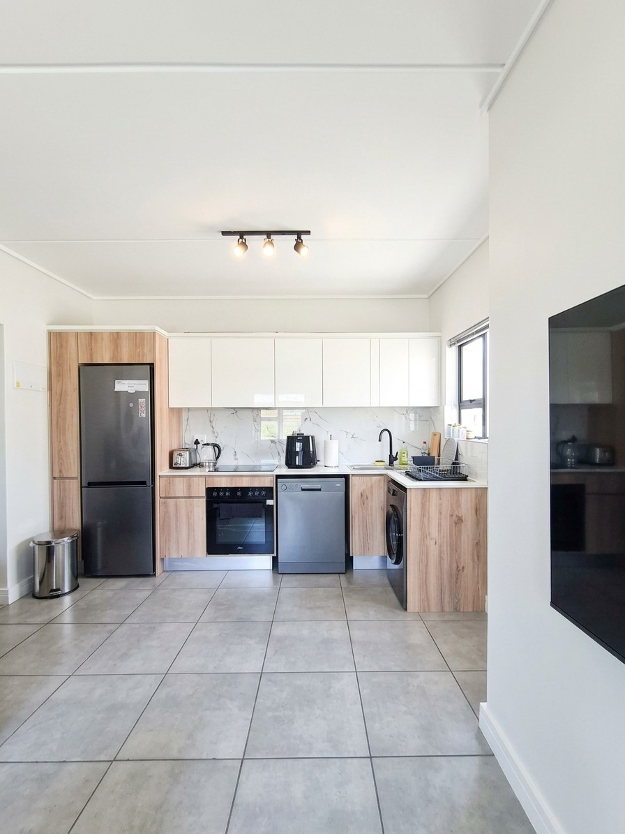 Apartment for sale in Waterfall, Midrand, 47 m²
