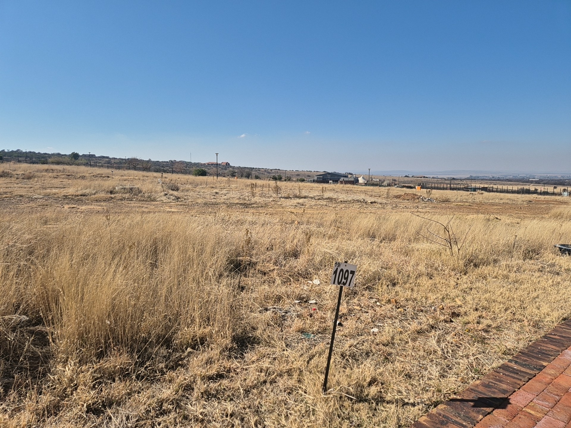 Prime 320 m² Stand in Secure Estate - Exceptional Investment For Sale in Helderzicht Eco Estate 5