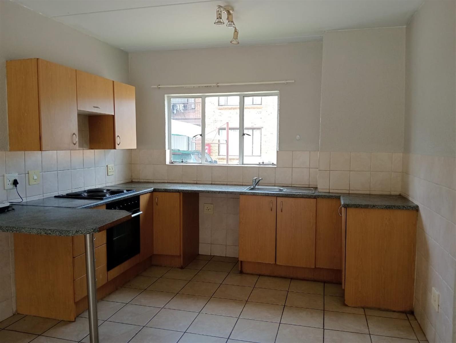 Apartment For Sale in Meredale, Johannesburg