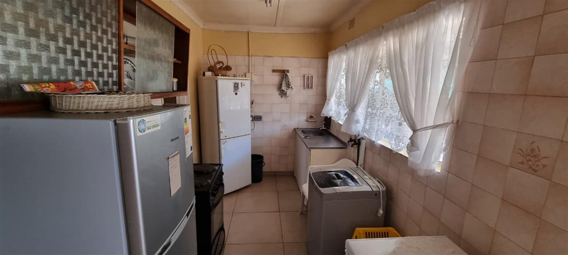 Spacious Family Home with Income Potential in Roodepan , Kimberley