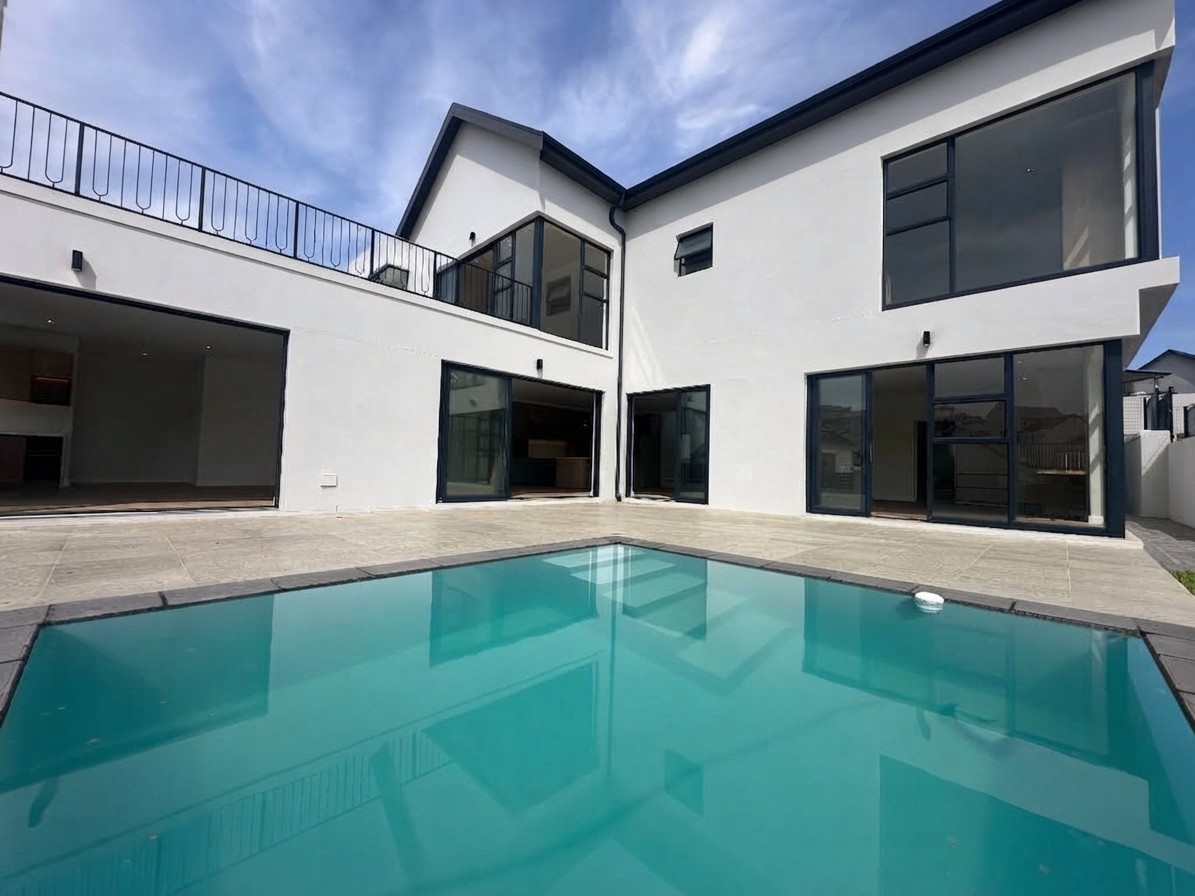 House for sale in Kingswood Golf Estate, George, 450 m²