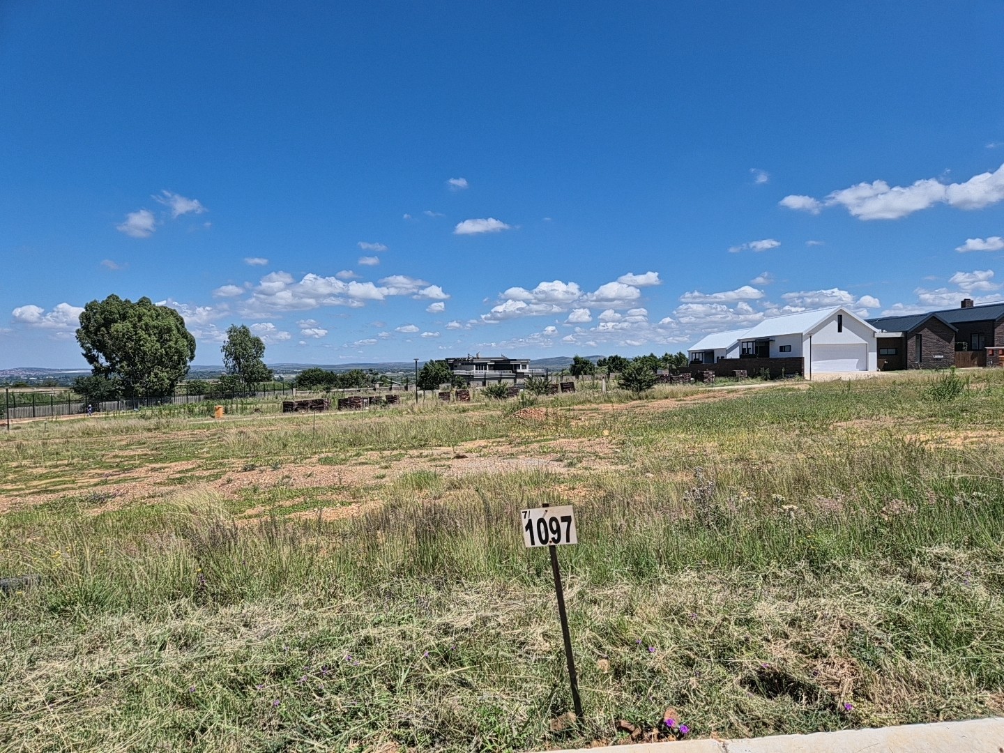 Best Value in a Prestigious Estate - 320 m² Stand Available in Helderzicht Eco Estate 5