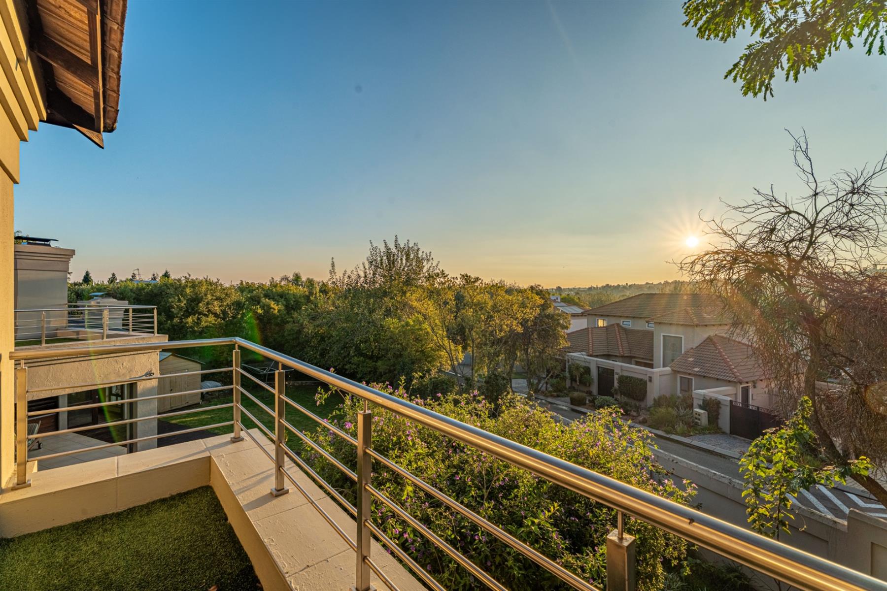 A MASTERPIECE OF BALINESE ELEGANCE | SUNSET VIEWS • TRANQUIL LUXURY • RESORT-STYLE LIVING