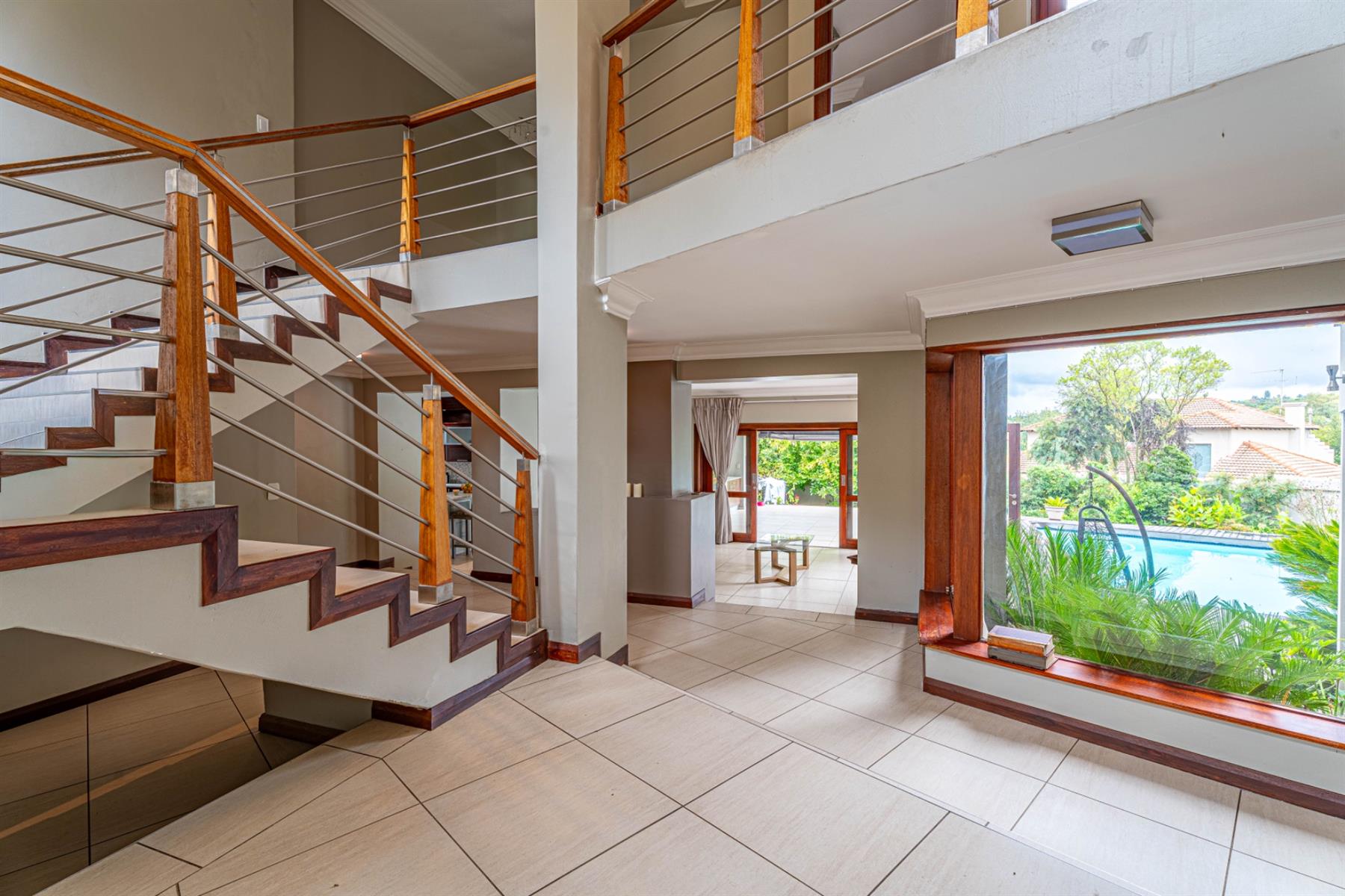 A MASTERPIECE OF BALINESE ELEGANCE | SUNSET VIEWS • TRANQUIL LUXURY • RESORT-STYLE LIVING