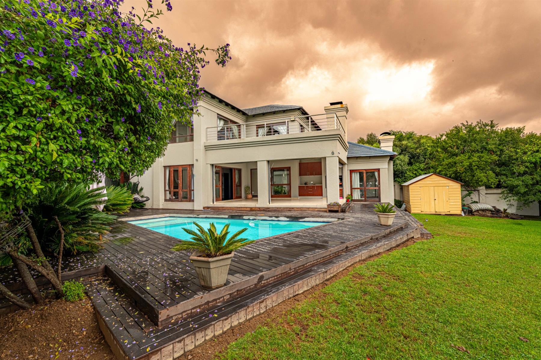 A MASTERPIECE OF BALINESE ELEGANCE | SUNSET VIEWS • TRANQUIL LUXURY • RESORT-STYLE LIVING