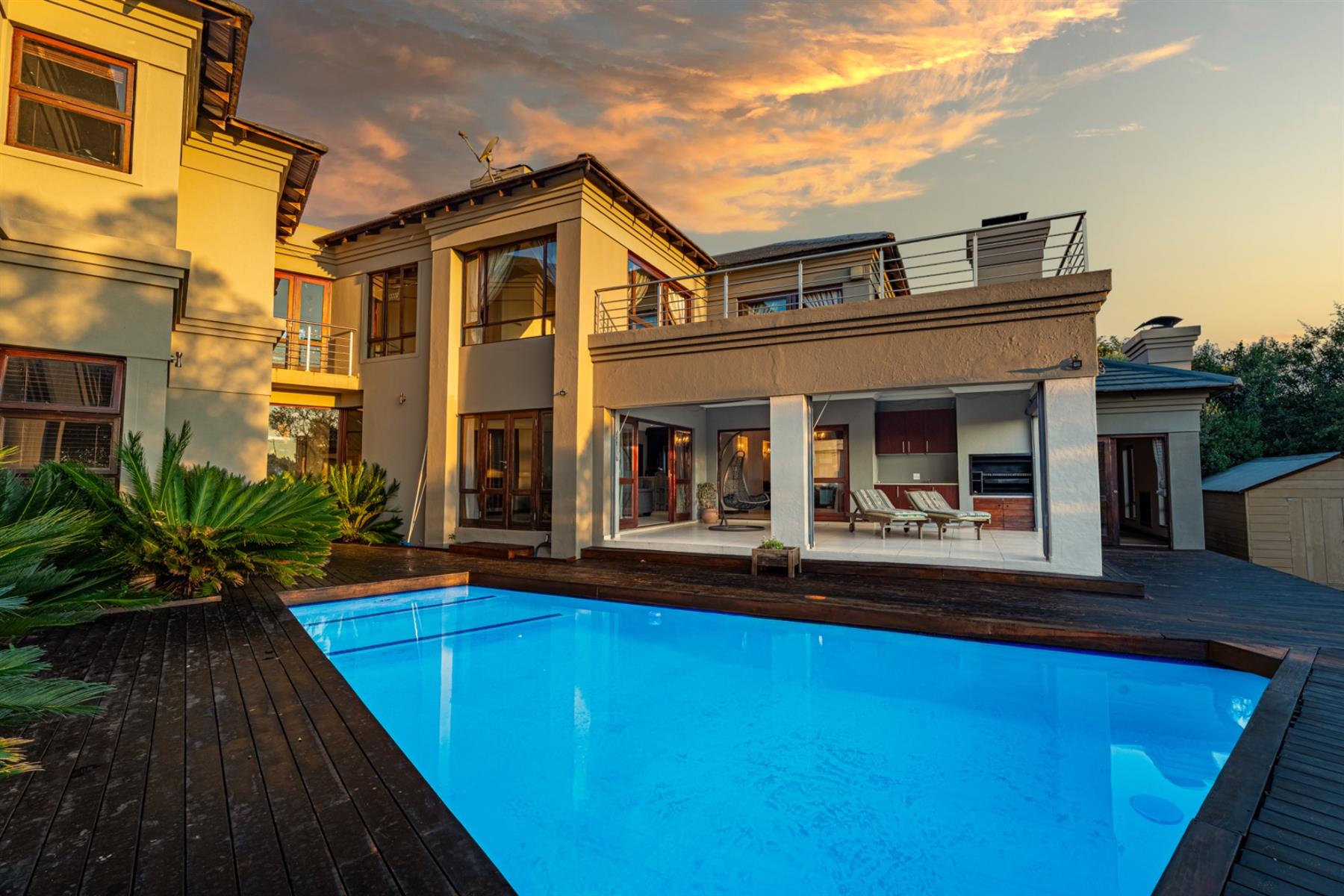 A MASTERPIECE OF BALINESE ELEGANCE | SUNSET VIEWS • TRANQUIL LUXURY • RESORT-STYLE LIVING