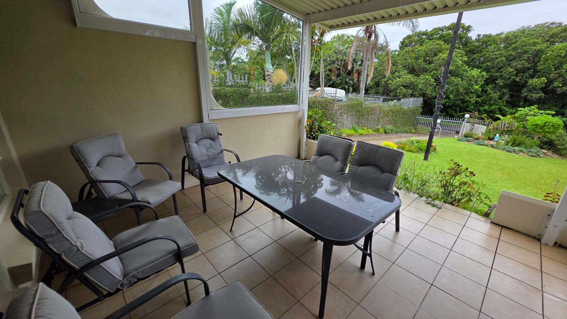 Townhouse For Sale in Uvongo, Margate, KwaZulu Natal