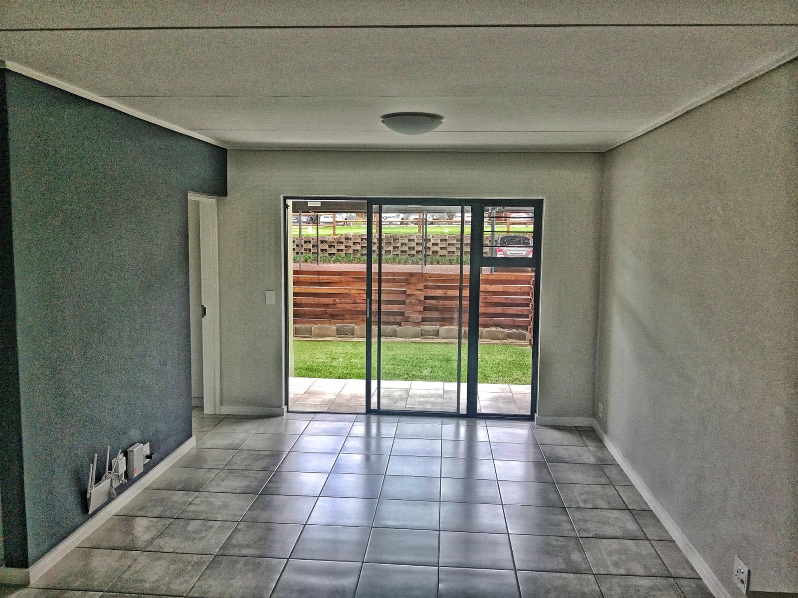 Modern 2 Bedroom with 2 Bathrooms for Rental in Greenkloof Eco Estate, Mooikloof, Pretoria East