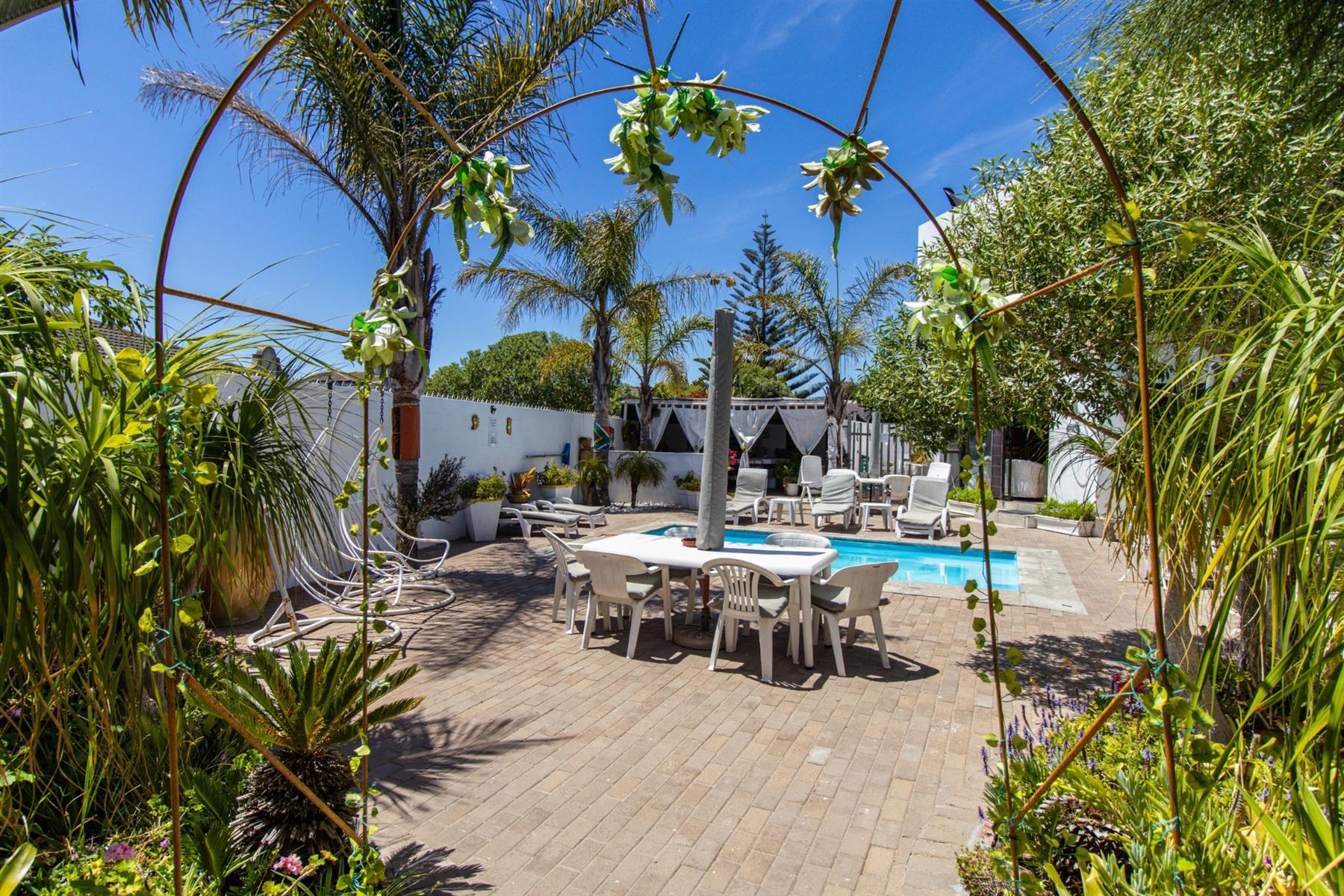 Income-Generating Coastal Retreat - Established Airbnb in Langebaan