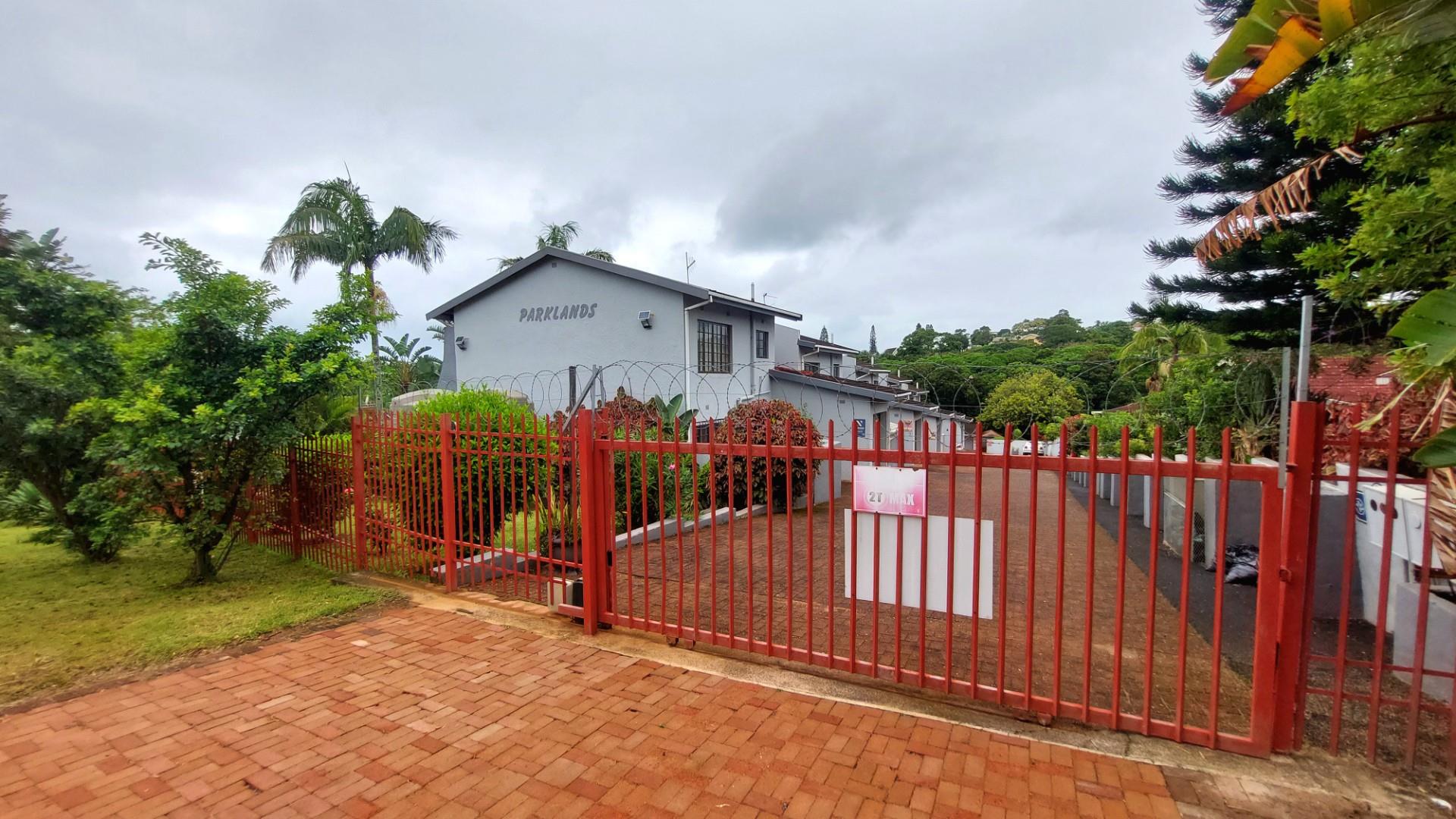 Duplex Apartment For Sale in Uvongo, KwaZulu Natal