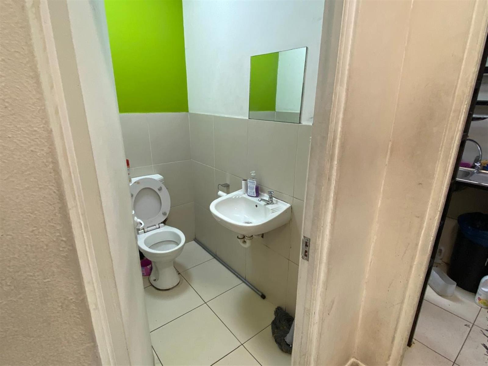 Retail Space To Rent in Gardens, Cape Town