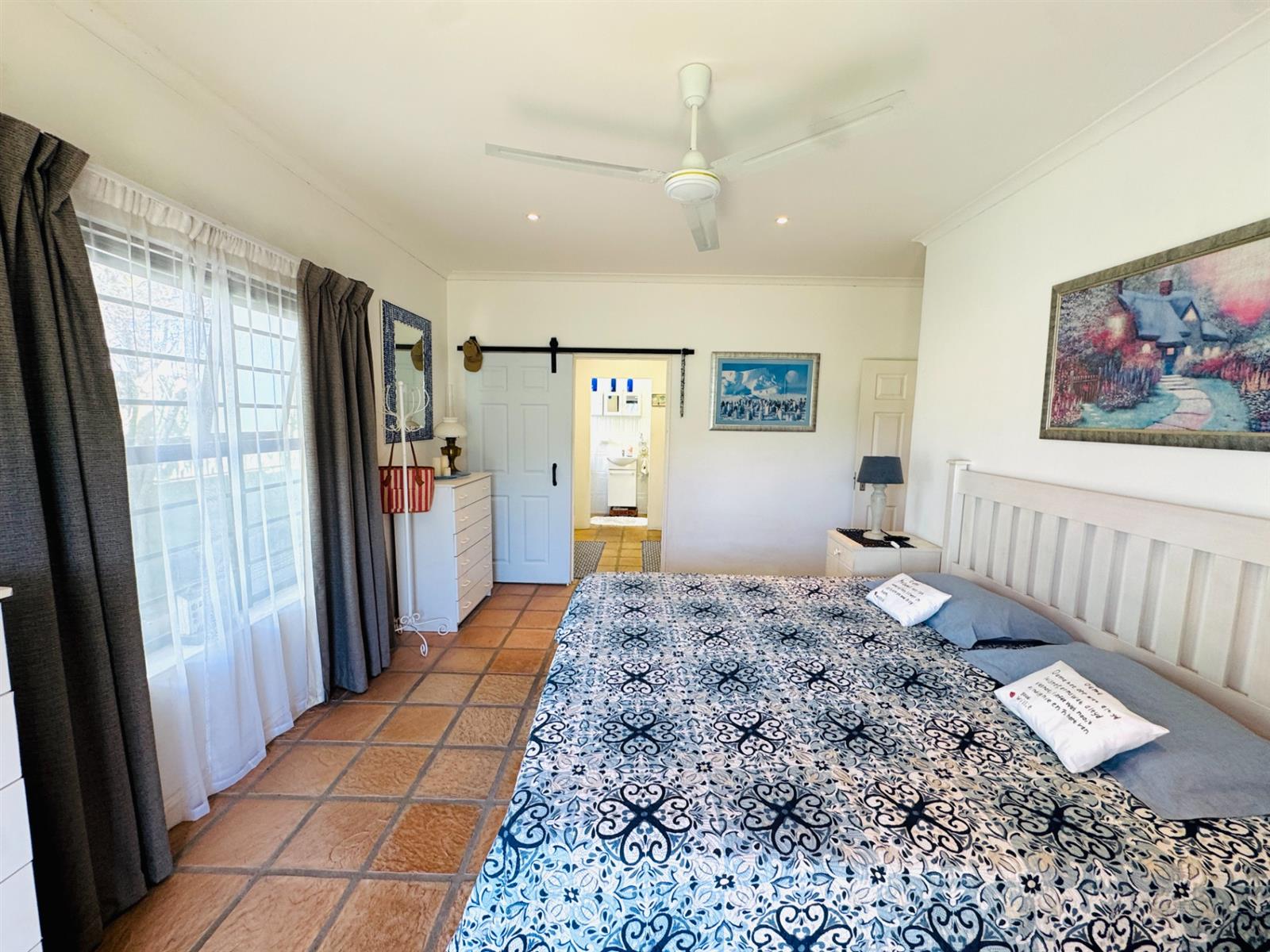 Hidden Corner Sanctuary with Lagoon Views  An Exceptional Entertainer’s Charm in Langebaan
