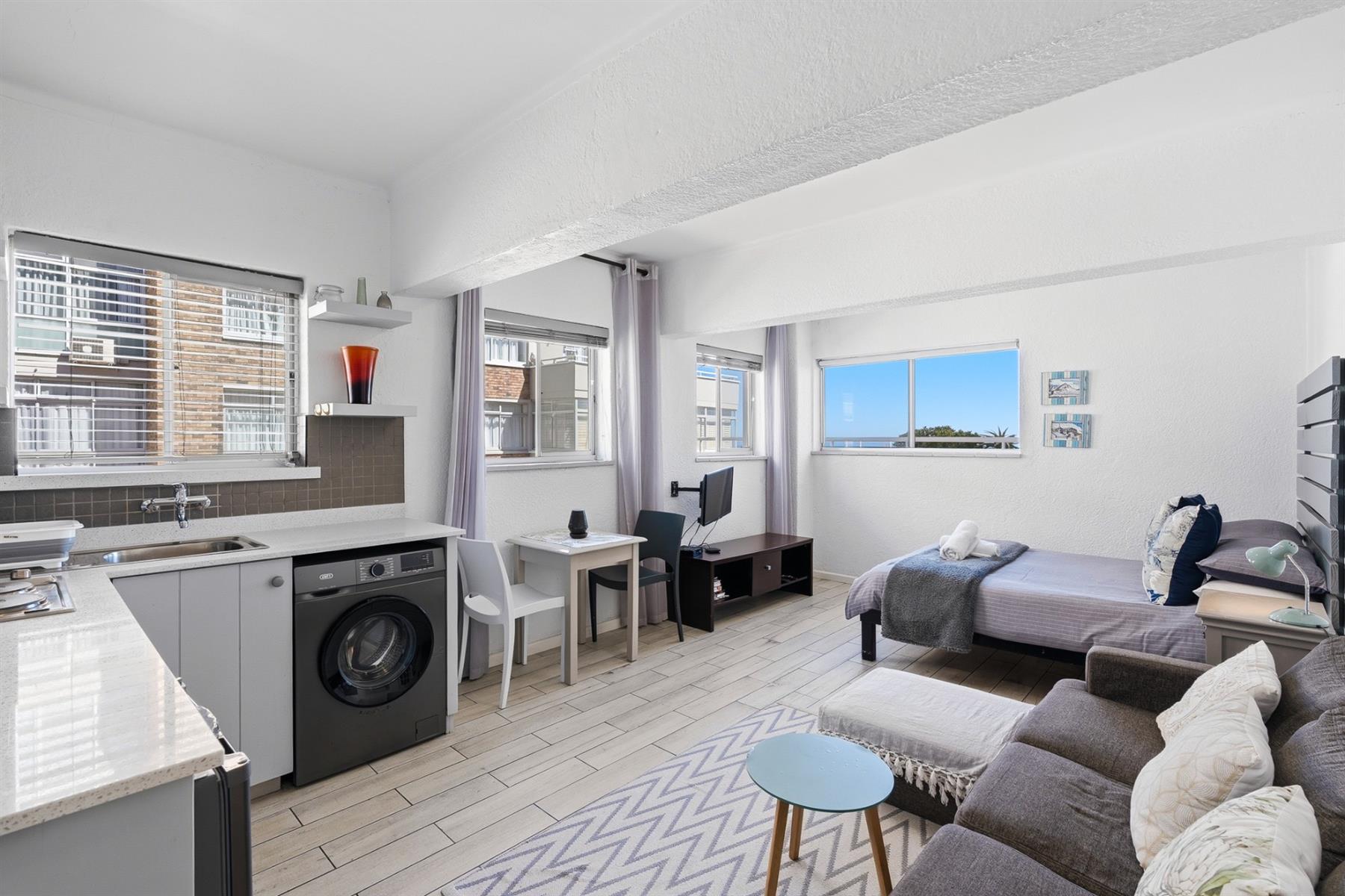 Aibnb Studio For Sale in Sea Point, Cape Town