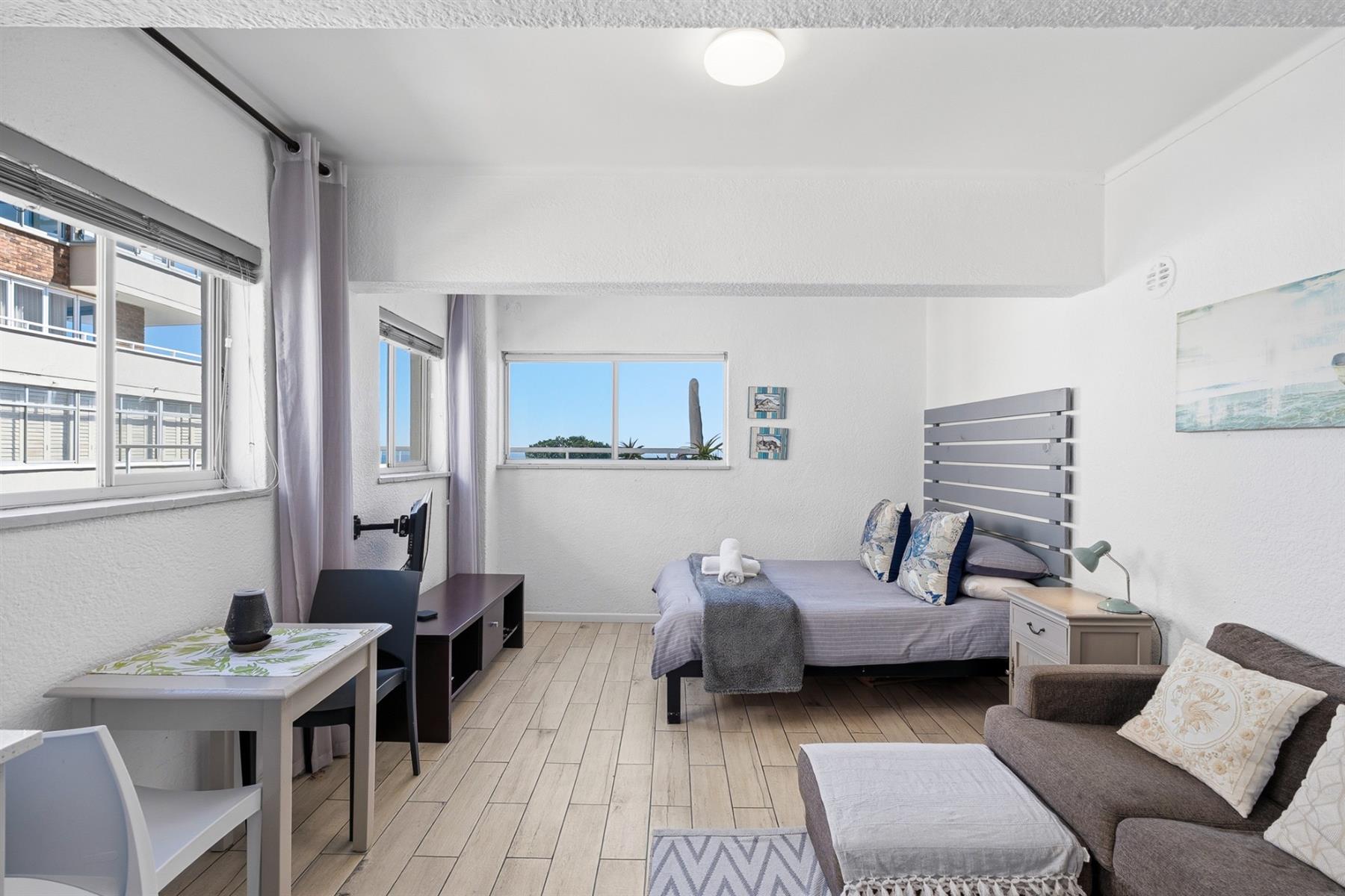 Aibnb Studio For Sale in Sea Point, Cape Town