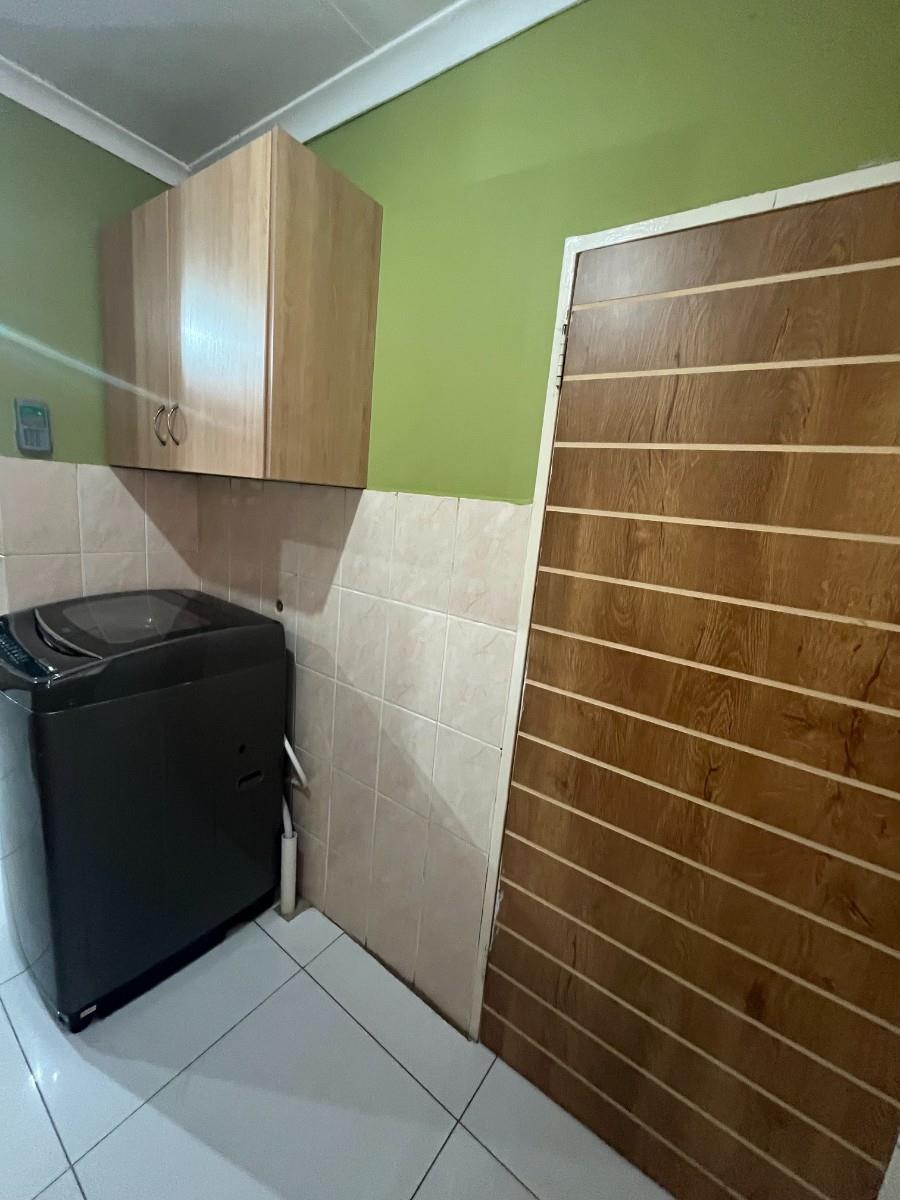 3 Bedroom House For Sale in Amandasig, Akasia