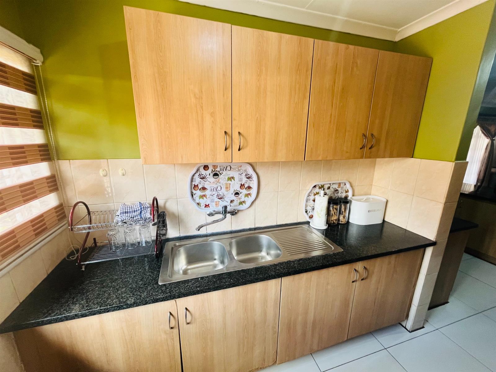 3 Bedroom House For Sale in Amandasig, Akasia
