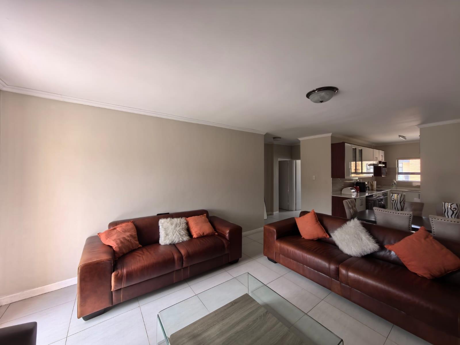 2 Bedroom Modern Elegance at The Palms: Your Secure Urban Sanctuary in Heuwelsig, Kimberley