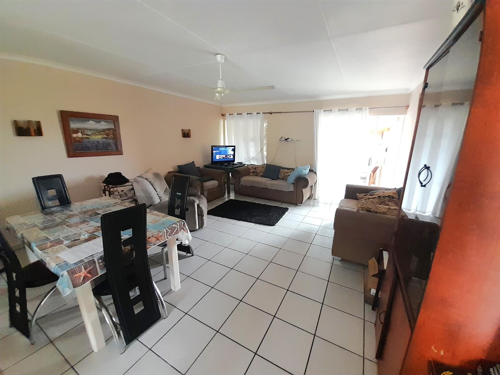 Riverside Living in the Heart of Klein Brak River, Garden Route