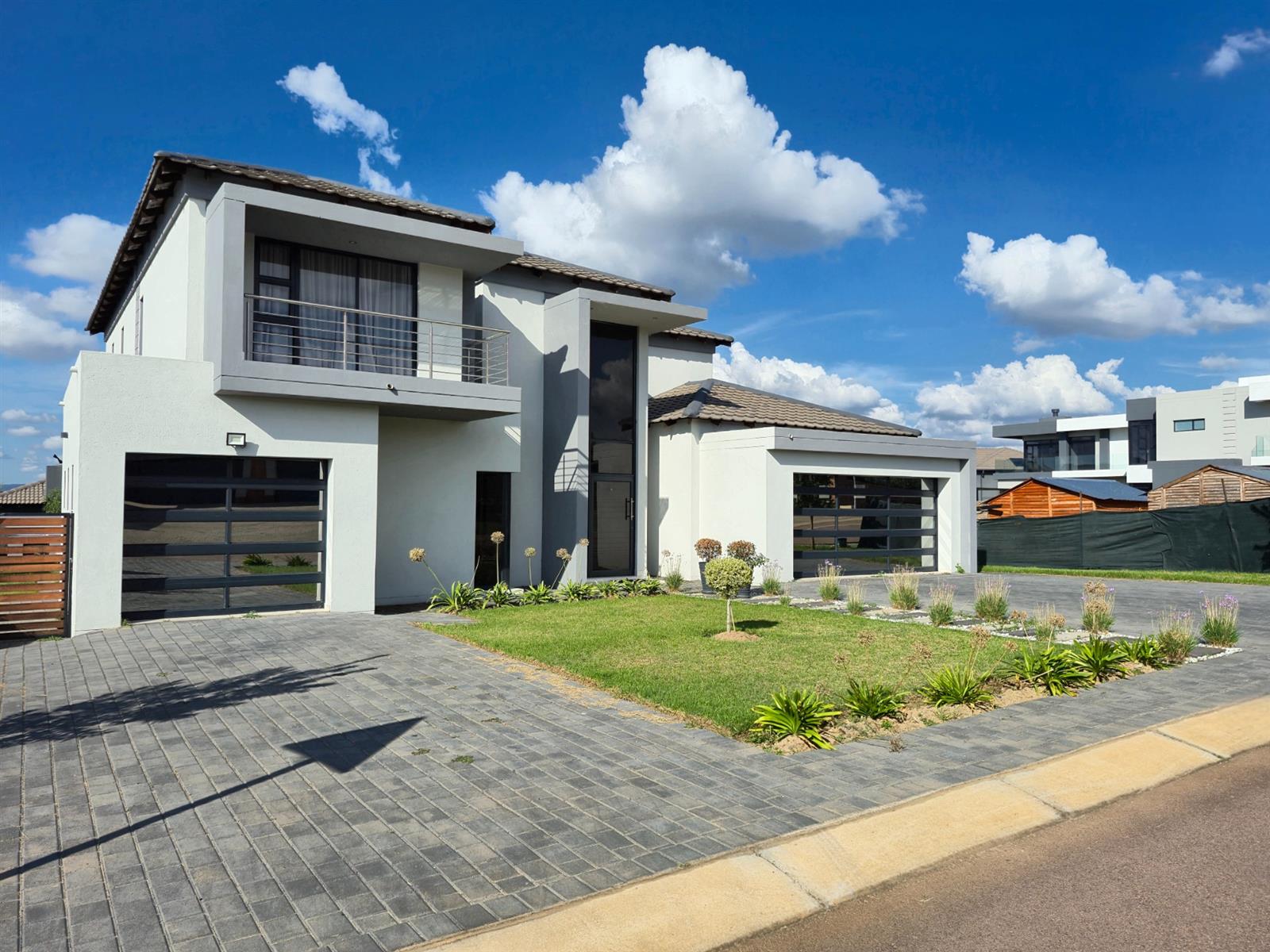 Luxury Living at Its Finest | Elegant Home to Rent in Six Fountains