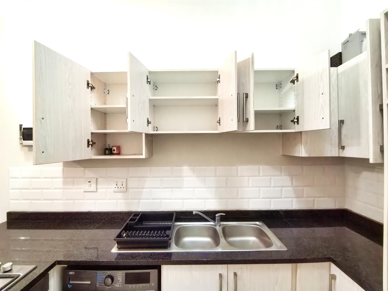 Investment property in the center of Hilton
