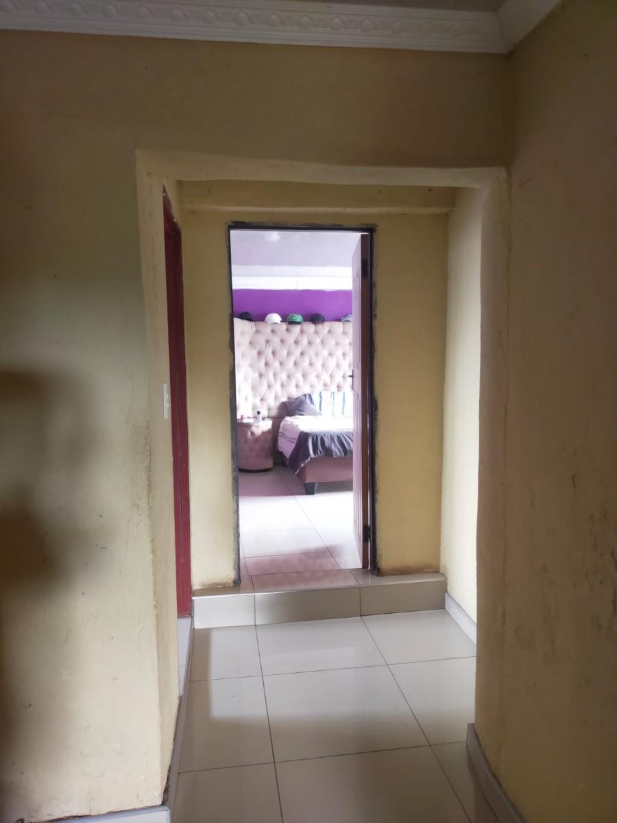 House For Sale in Shayandima