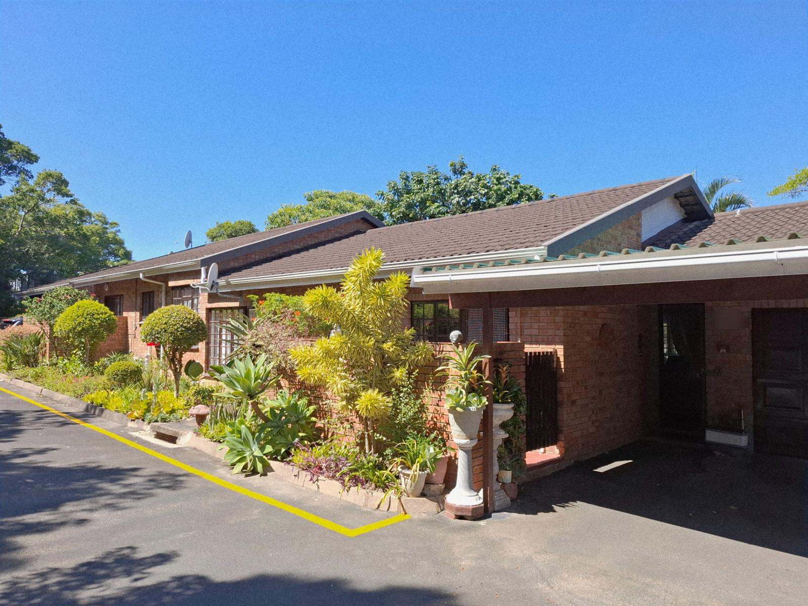 Townhouse For Sale in Margate, KwaZulu Natal